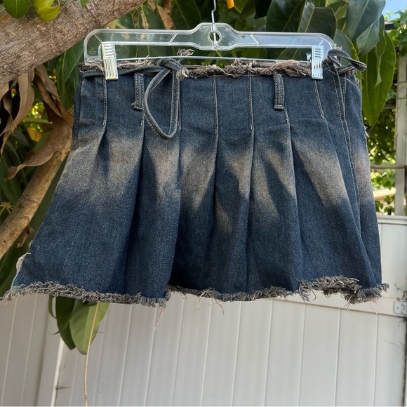 Pleated Denim Mini Skirt Dark Wash Wrap Skirt. - Picture 3 of 12